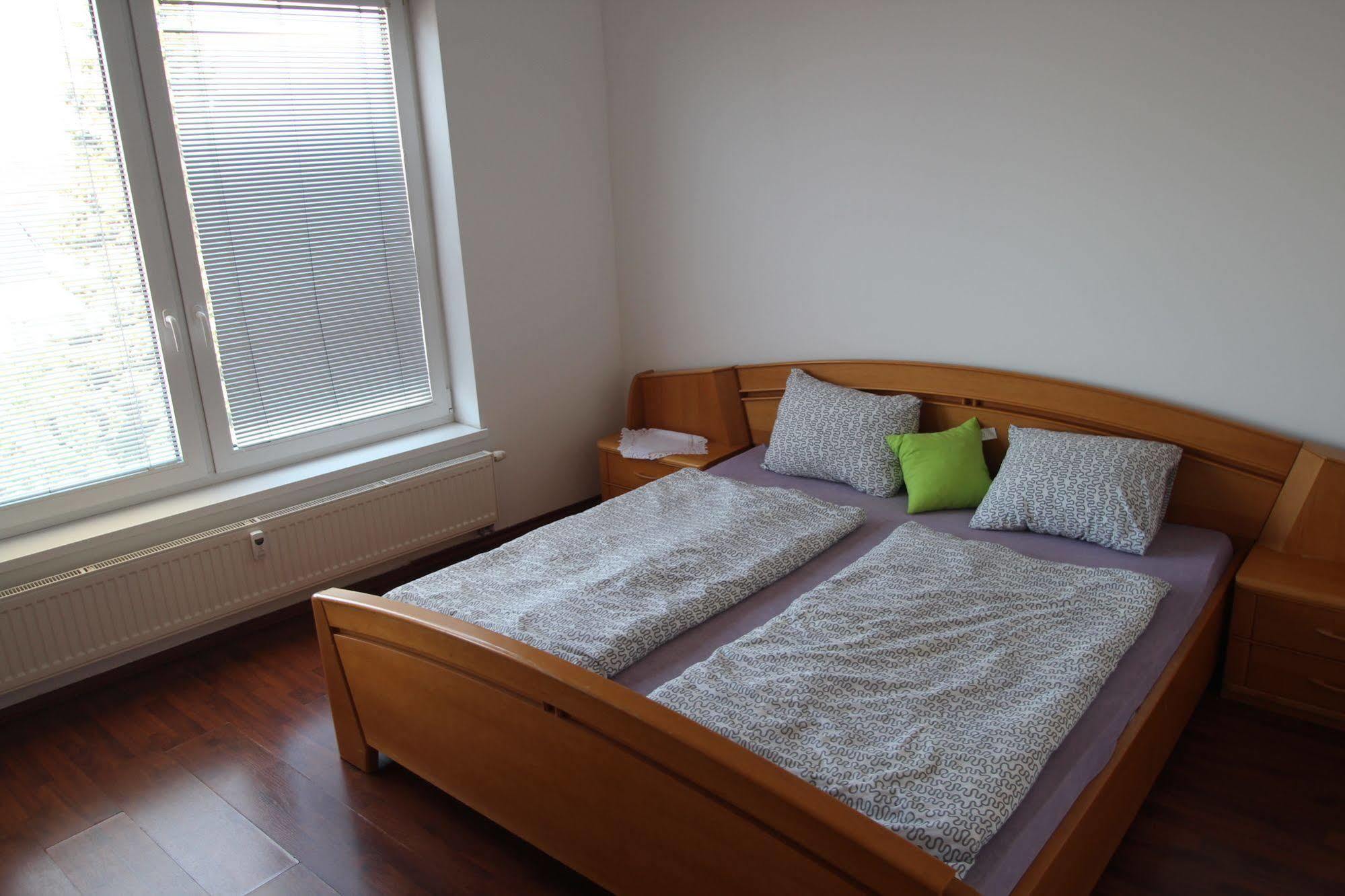 Apartman Halex Centrum City Aupark Piest'any Exterior photo